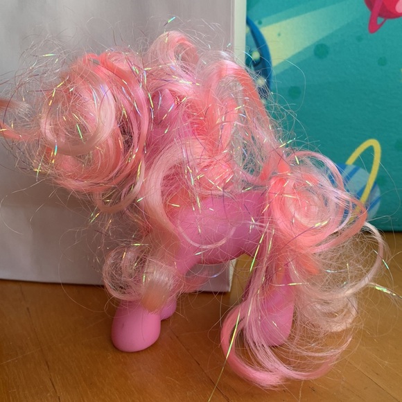 Pinkie Pie (2007) & 32 oz Cup Combo (2014) Pinkie Pie VII 3rd Gen My Little Pony - Picture 3 of 5